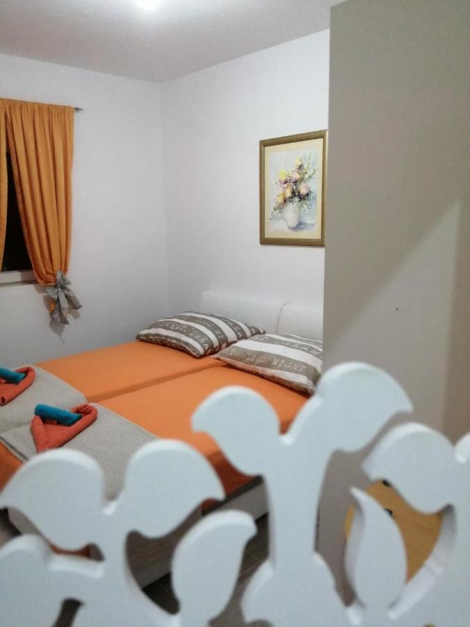 Apartman Radic Trogir Exterior photo